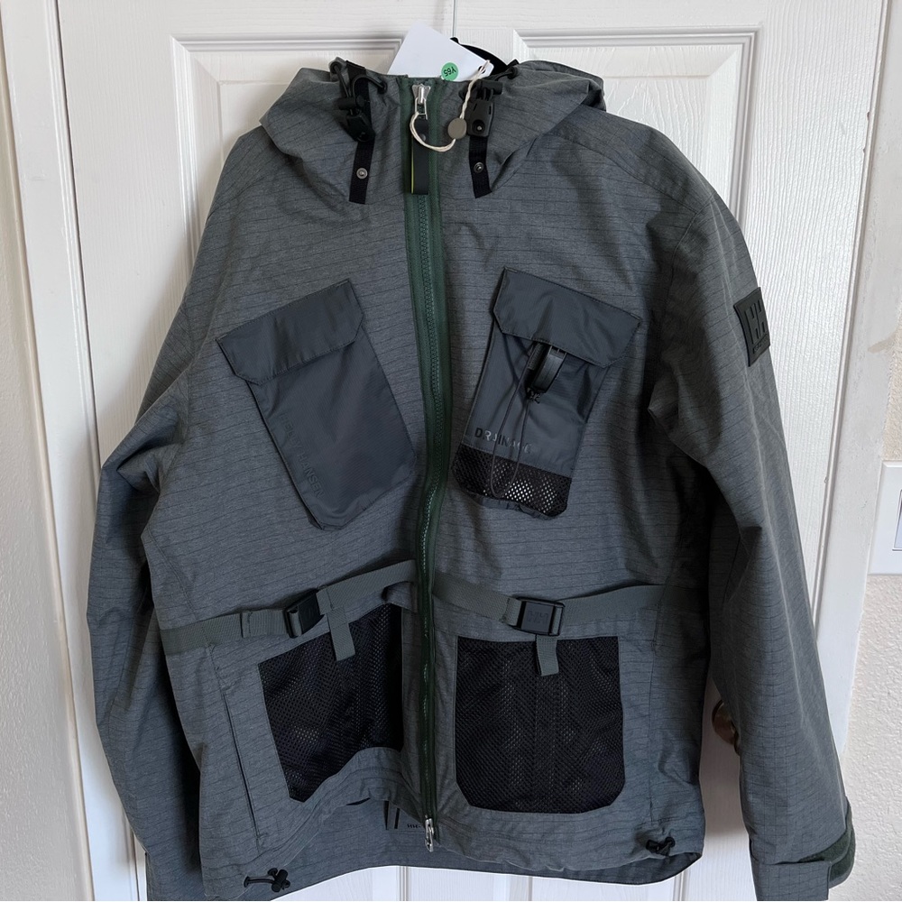 SOLD - Helly Hansen Seaway 2L men waterproof jacket size large NWT